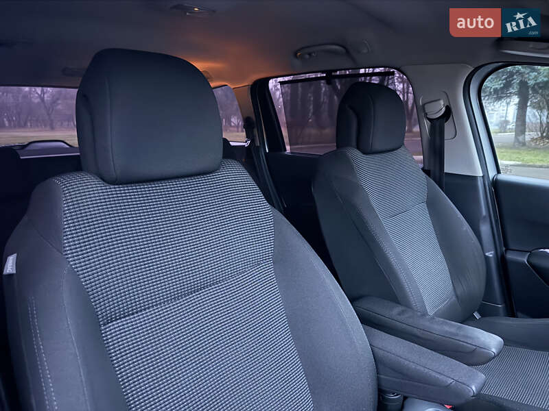 Мікровен Peugeot 5008 2010 в Рівному