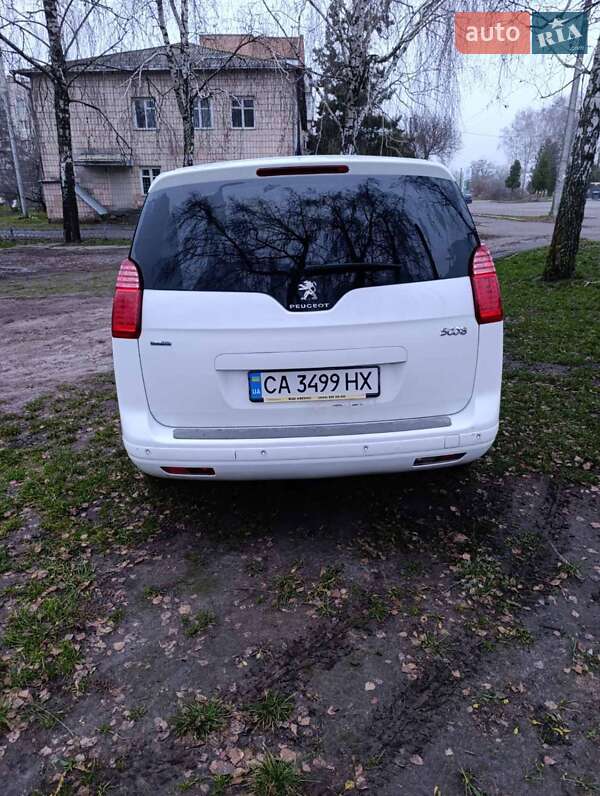 Мікровен Peugeot 5008 2015 в Пирятині