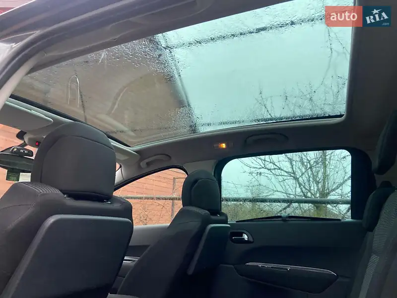 Peugeot 5008 2009 VIN VF30E9HZH9S207808 фото оголошення 8 з 48
