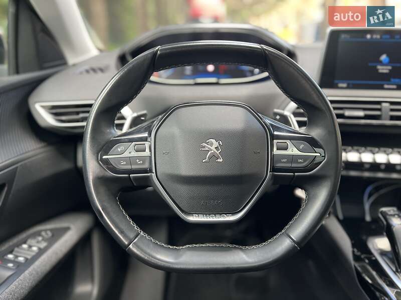 Внедорожник / Кроссовер Peugeot 5008 2019 в Львове