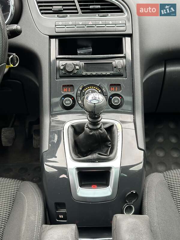 Мікровен Peugeot 5008 2012 в Сумах фото 25 Мікровен Peugeot 5008 2012 в Сумах
