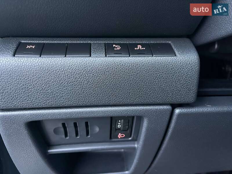 Мікровен Peugeot 5008 2012 в Києві