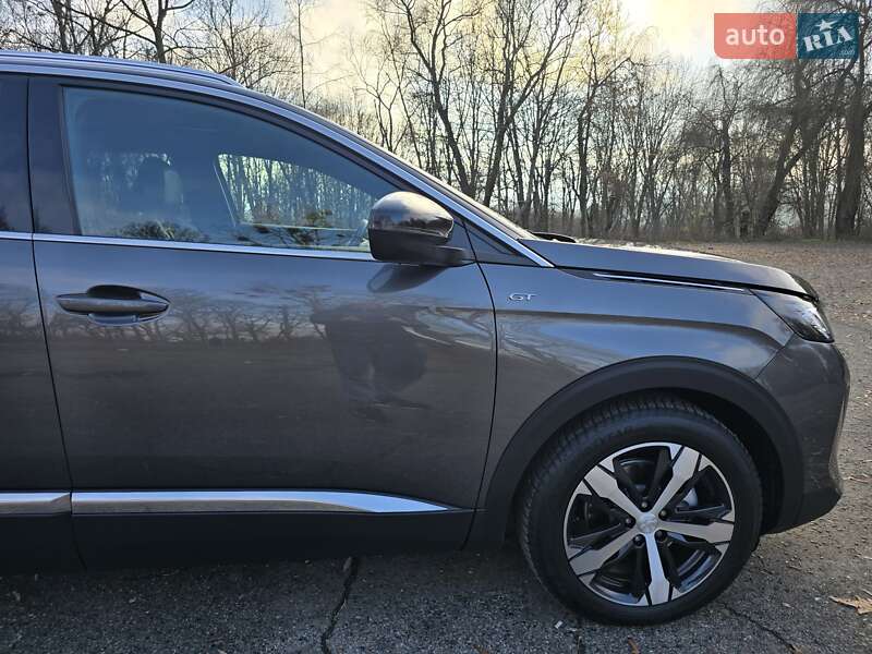 Внедорожник / Кроссовер Peugeot 5008 2021 в Калуше