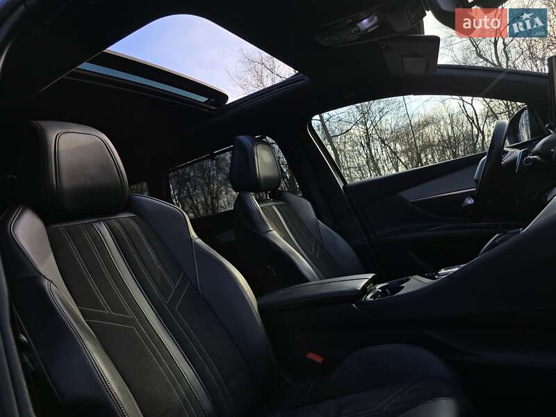 Внедорожник / Кроссовер Peugeot 5008 2021 в Калуше