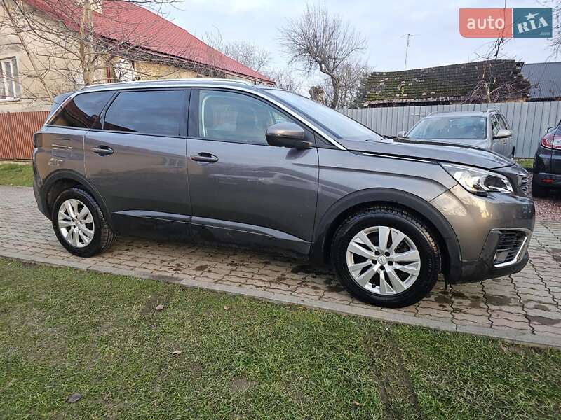 Позашляховик / Кросовер Peugeot 5008 2018 в Стрию