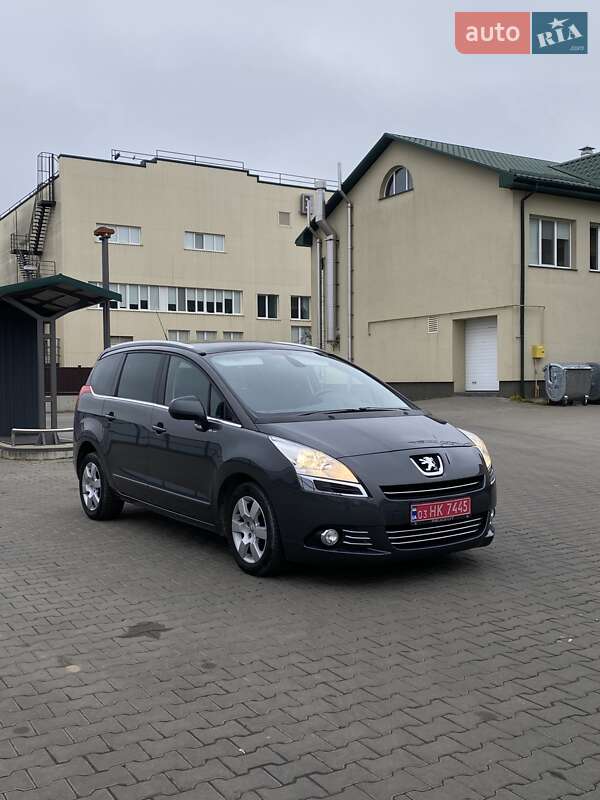 Peugeot 5008 2012 Peugeot 5008 2012