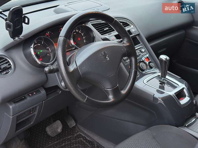Микровэн Peugeot 5008 2011 в Львове фото 16 Микровэн Peugeot 5008 2011 в Львове