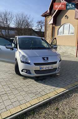 Микровэн Peugeot 5008 2011 в Стрые