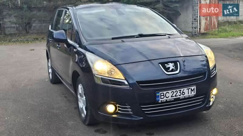 Peugeot 5008 2011 Peugeot 5008 2011