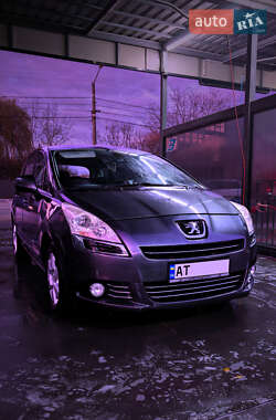 Микровэн Peugeot 5008 2011 в Ивано-Франковске
