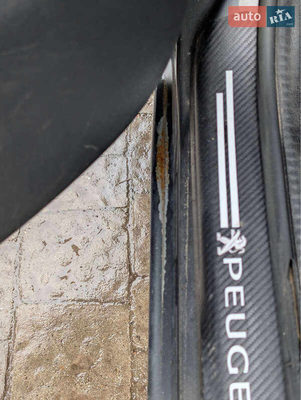 Мікровен Peugeot 5008 2011 в Івано-Франківську