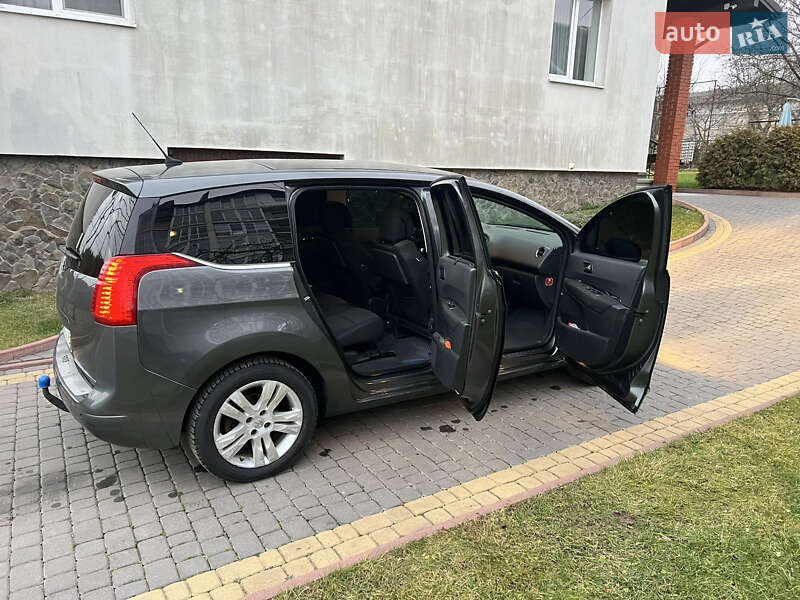 Мікровен Peugeot 5008 2009 в Львові