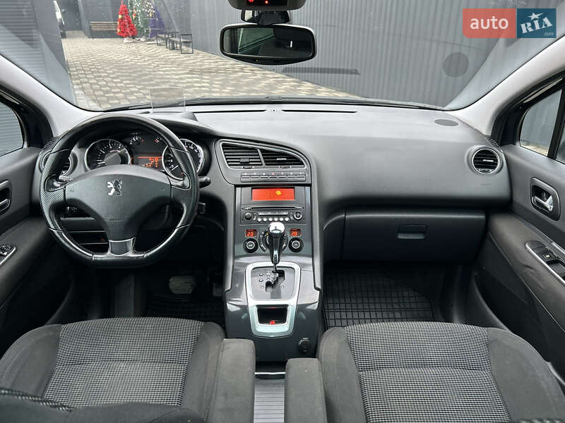Мікровен Peugeot 5008 2011 в Полтаві