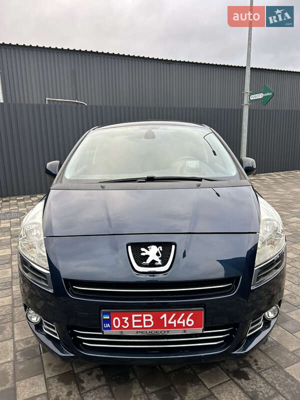Мікровен Peugeot 5008 2011 в Полтаві