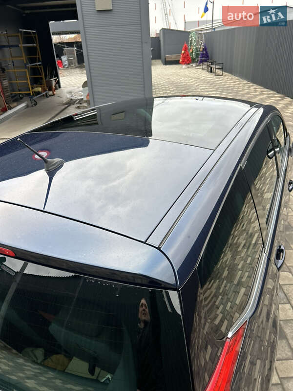 Мікровен Peugeot 5008 2011 в Полтаві