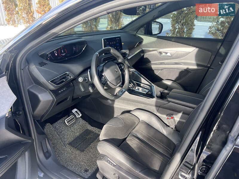 Позашляховик / Кросовер Peugeot 5008 2021 в Полтаві