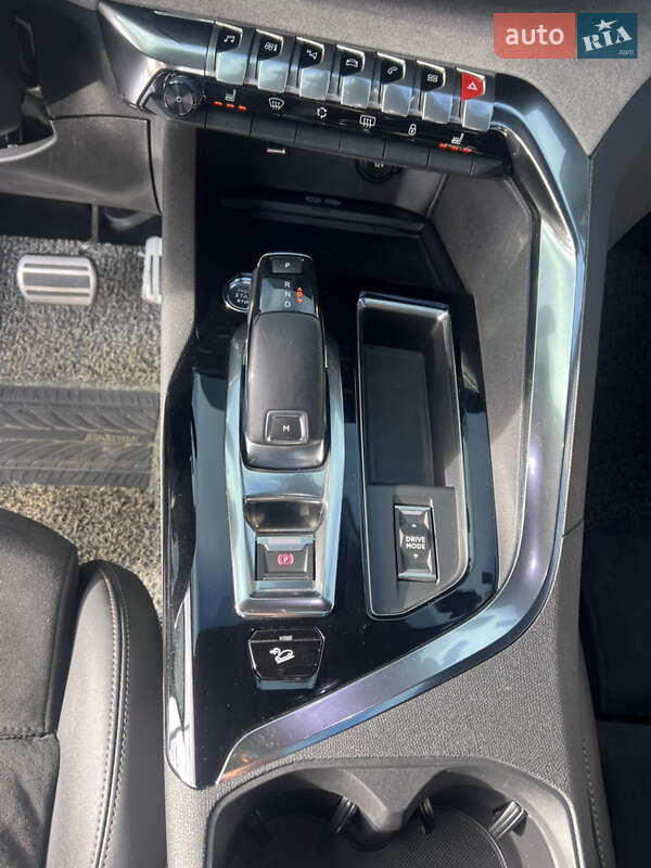 Позашляховик / Кросовер Peugeot 5008 2021 в Полтаві