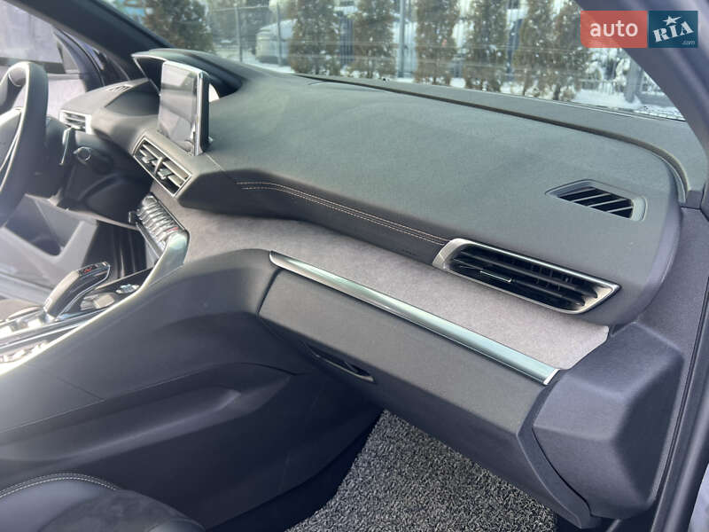 Позашляховик / Кросовер Peugeot 5008 2021 в Полтаві