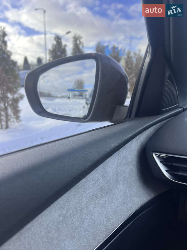 Позашляховик / Кросовер Peugeot 5008 2021 в Полтаві