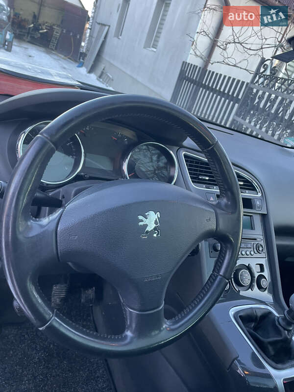 Микровэн Peugeot 5008 2010 в Почаеве