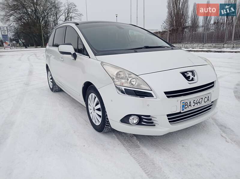 Микровэн Peugeot 5008 2011 в Кропивницком