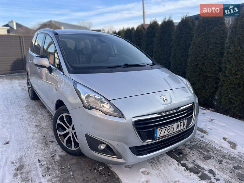 Peugeot 5008 2015