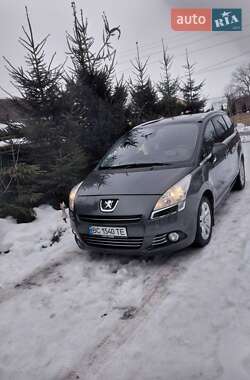Микровэн Peugeot 5008 2010 в Львове