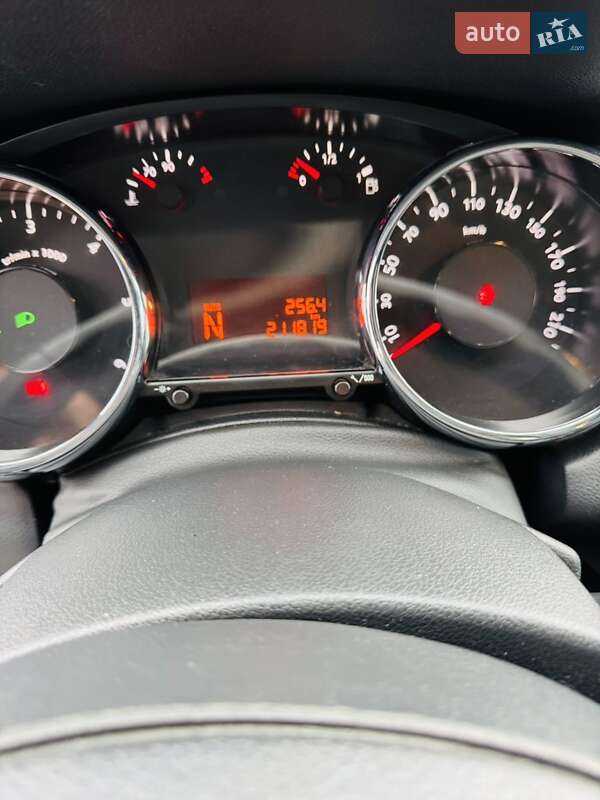 Микровэн Peugeot 5008 2014 в Львове фото 21 Микровэн Peugeot 5008 2014 в Львове