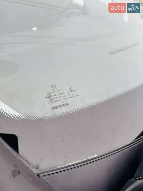 Микровэн Peugeot 5008 2014 в Львове фото 27 Микровэн Peugeot 5008 2014 в Львове