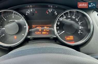 Микровэн Peugeot 5008 2011 в Львове