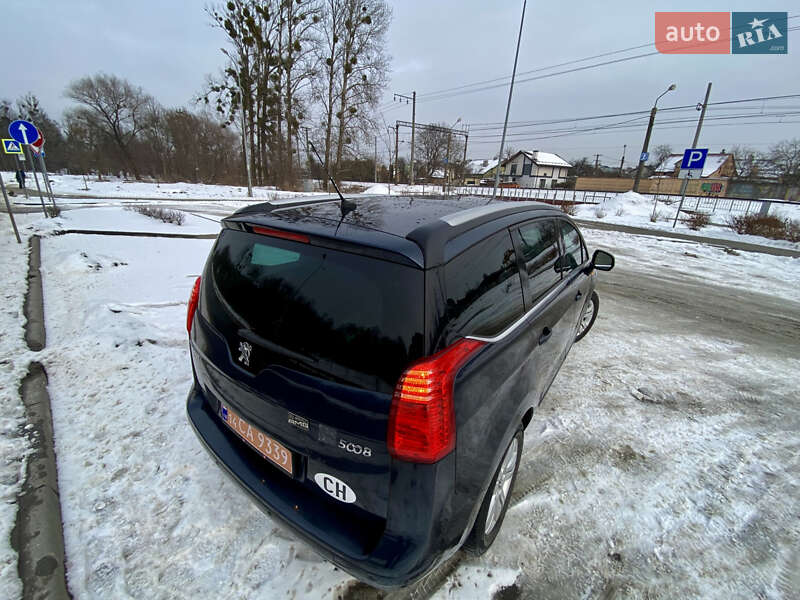 Микровэн Peugeot 5008 2012 в Львове