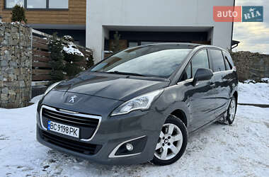 Мікровен Peugeot 5008 2015 в Стрию