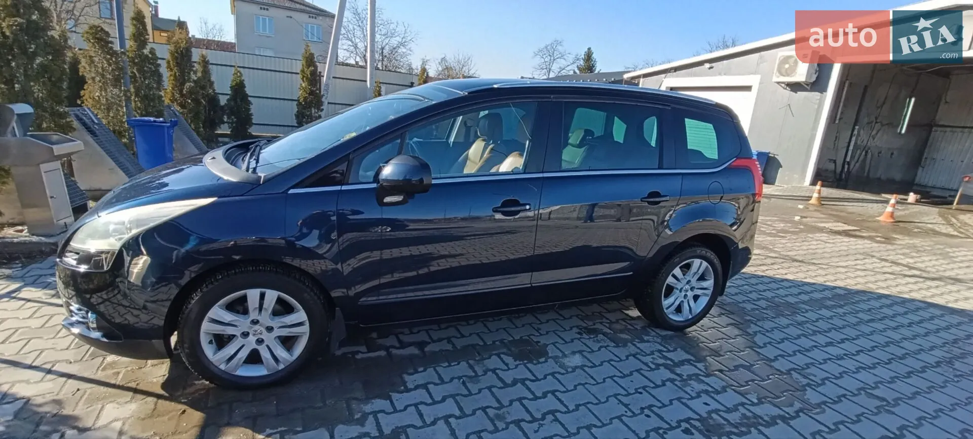 2010 Peugeot 5008 - фото 1