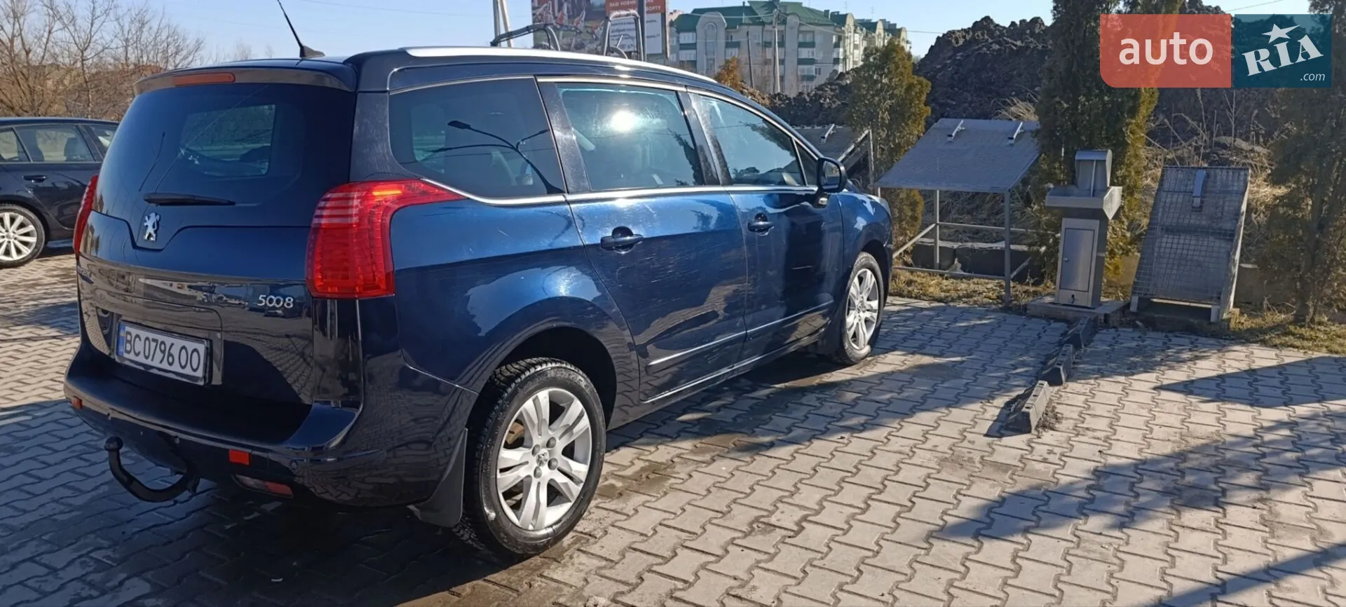 2010 Peugeot 5008 - мініатюра 10