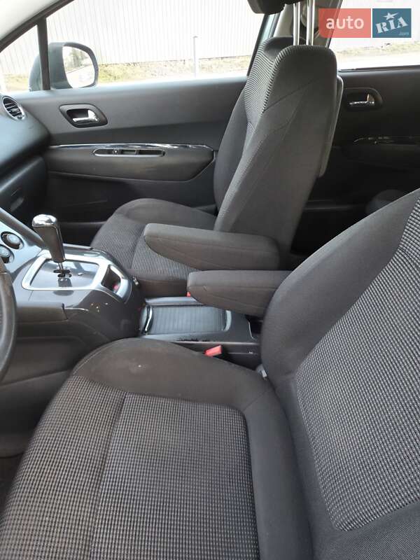 Микровэн Peugeot 5008 2010 в Львове фото 32 Микровэн Peugeot 5008 2010 в Львове