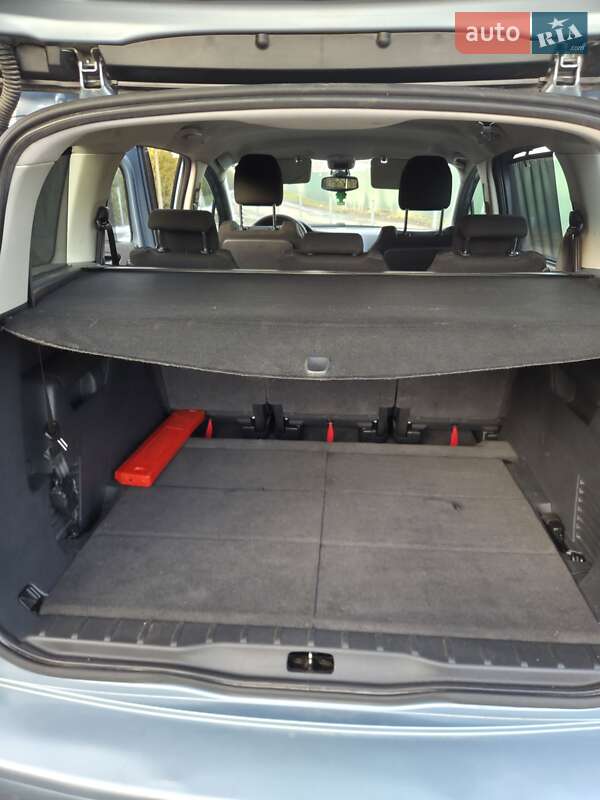 Микровэн Peugeot 5008 2010 в Львове фото 49 Микровэн Peugeot 5008 2010 в Львове