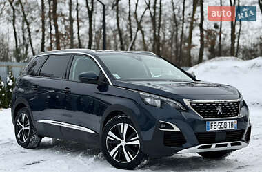 Внедорожник / Кроссовер Peugeot 5008 2019 в Луцке