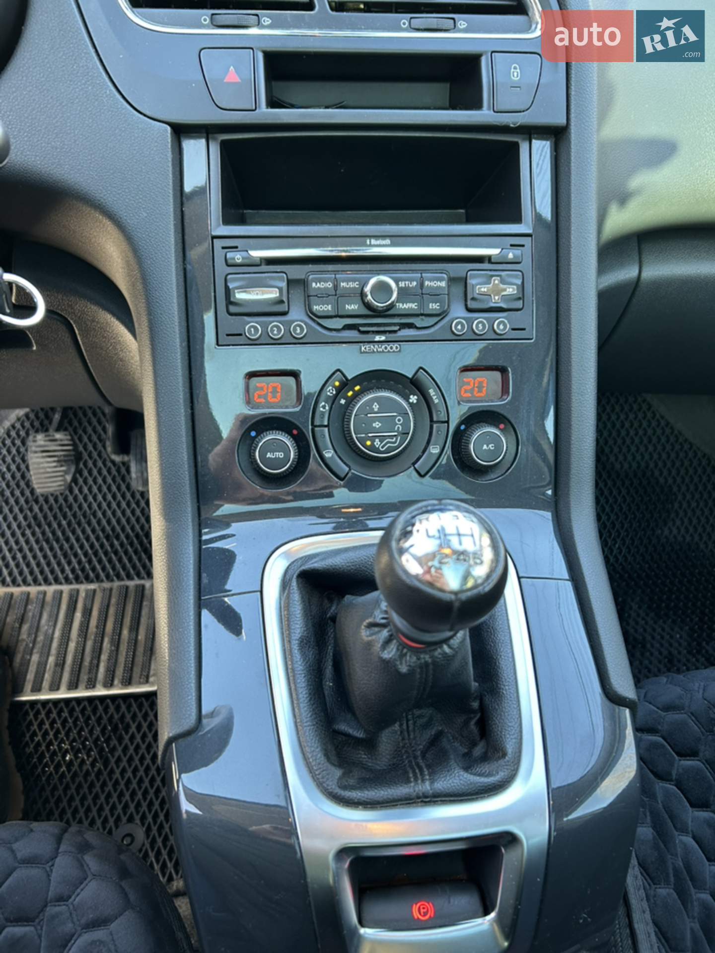 2011 Peugeot 5008 - мініатюра 37