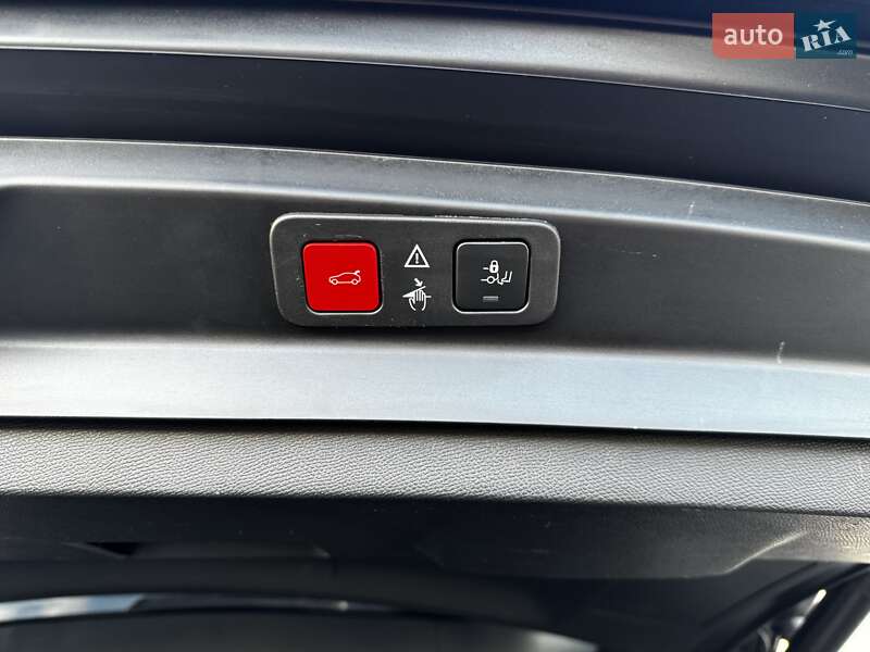 Внедорожник / Кроссовер Peugeot 5008 2020 в Луцке