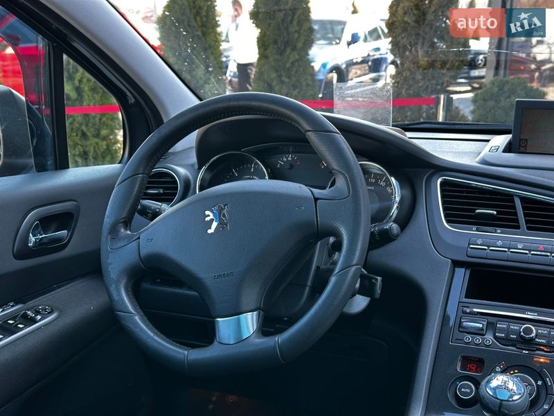 Микровэн Peugeot 5008 2010 в Львове