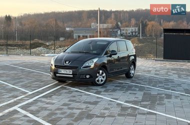 Мікровен Peugeot 5008 2010 в Львові