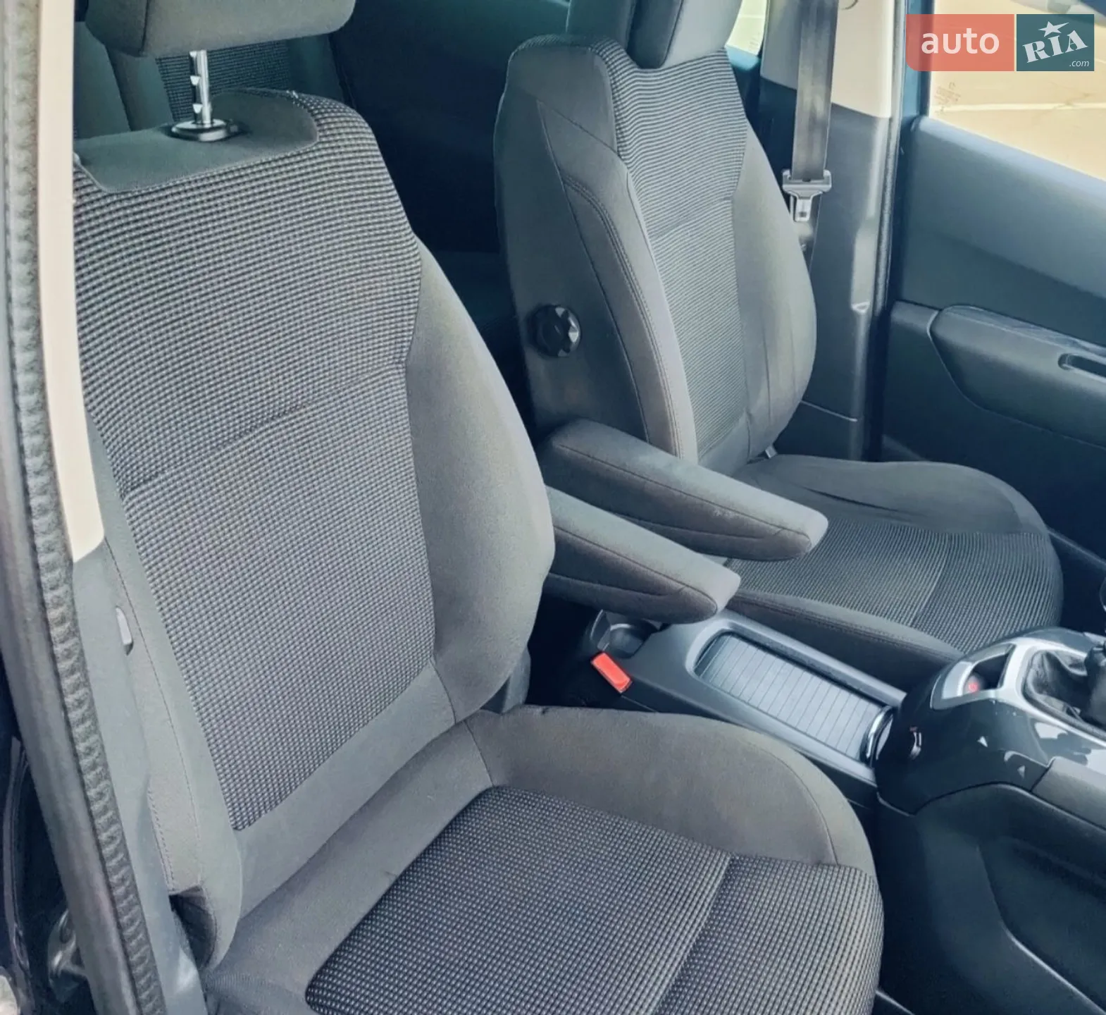 2015 Peugeot 5008 - мініатюра 12