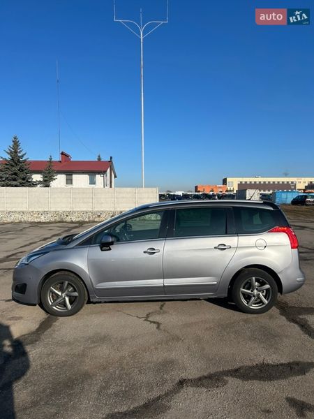 Микровэн Peugeot 5008 2015 в Виннице