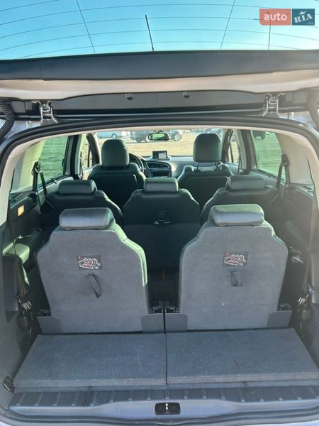 Микровэн Peugeot 5008 2015 в Виннице