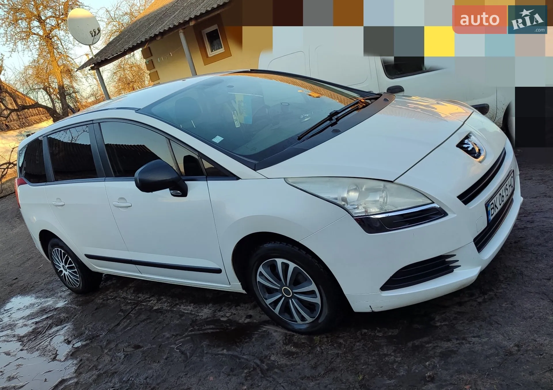 2011 Peugeot 5008 - мініатюра 15