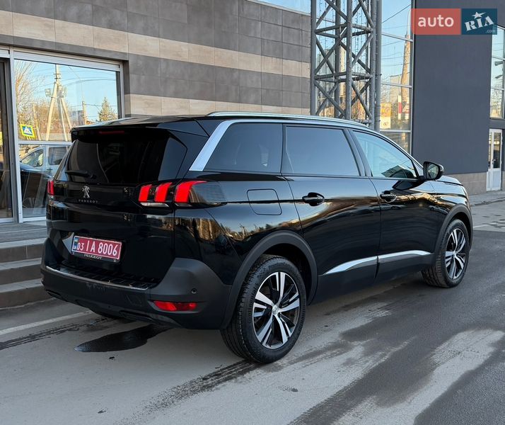 Внедорожник / Кроссовер Peugeot 5008 2019 в Тернополе