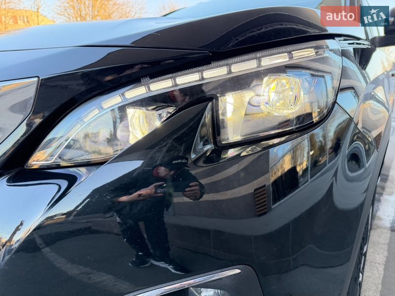 Внедорожник / Кроссовер Peugeot 5008 2019 в Тернополе