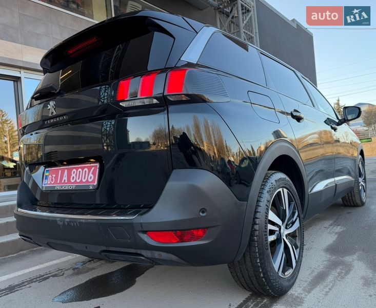 Внедорожник / Кроссовер Peugeot 5008 2019 в Тернополе