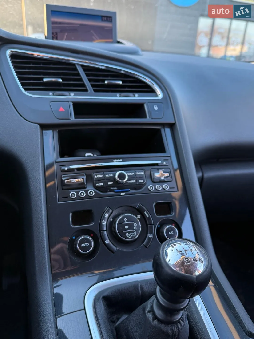 2010 Peugeot 5008 - мініатюра 15