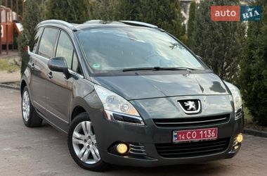Мікровен Peugeot 5008 2011 в Стрию